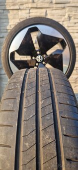 5x112 Volkswagen R20 ID3 +☀️ letní pneu ZÁNOVNÍ STAV - 5
