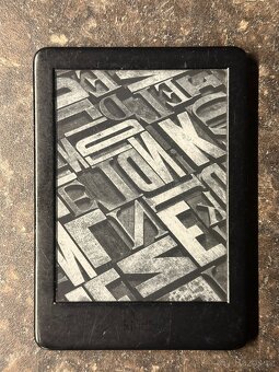 Čtečka knih Amazon Kindle 10. gen 8GB černá 2 - 5