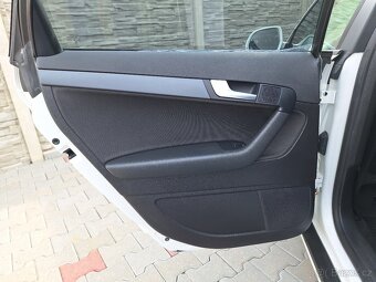 Audi A3 1.6i 75kW - 5