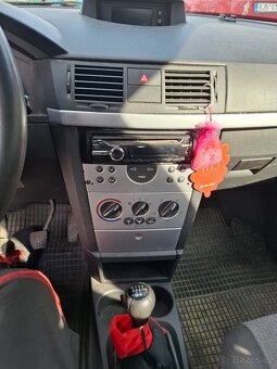 Opel Meriva 1.6i r.v. 2003 - 5