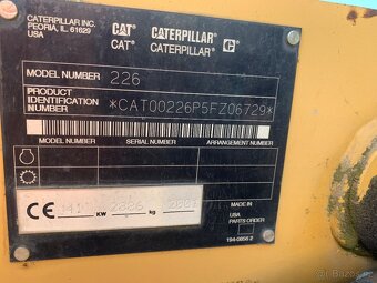 smykový nakladač caterpillar 226b - 5