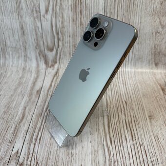 iPhone 15 Pro Max 256GB, nature Titan, eSIM (rok záruka) - 5