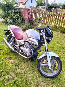 Moto Guzzi Breva 750 ie - 5