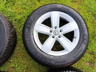 Prodám sadu ALU disků Orig. W Corvara R17 s pneu 215/65/R17 - 5
