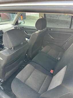 VW GOLF IV - 5