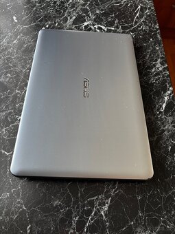 Asus X540s - 5
