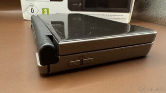 Nintendo DSi XL - 5