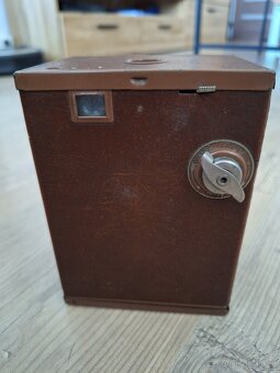 Kodak No. 2 Brownie Model F - 5