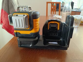 Laser DEWALT DCE089D1G18 - 5