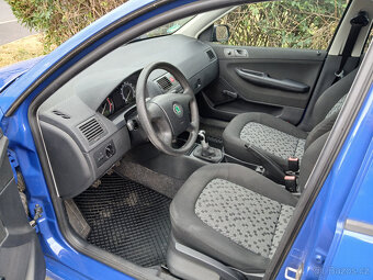 Škoda Fabia Com 1.4 59kW serviska - 5