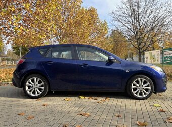 MAZDA 3 2.0 111 KW EXCLUSIVE-LINE - BENZÍN - 5