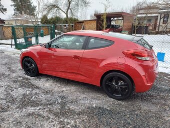 RARITKA Hyundai Veloster 1.6...71050km - 5