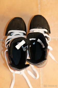 Chlapecké lední brusle Crowned Bolt, v35 až v38 - 5