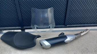 Kawasaki GTR 1400 - 5