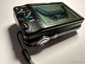 Nikon Coolpix L25 černý - 5