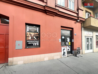 Prodej obchod a služby, 31 m², Praha, ul. Plzeňská - 5