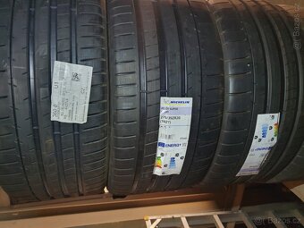 Predám elek.20" orig. AMG dvojrozmer + nové let.pneu. - 5
