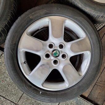 prodám alu kola Škoda 7x17 ET50 ,rozteč 5x112 - 5