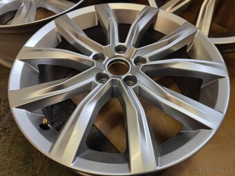 Alu kola 5x112 R18 VW T-Roc - demont - 5