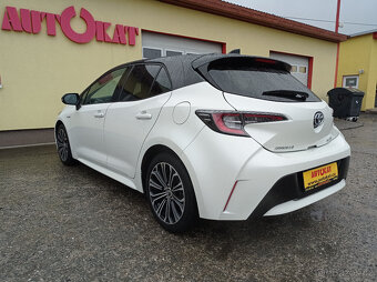 Toyota Corolla 1.8 Hybrid 90kW/Výhřev/1Maj - 5