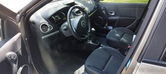 Prodám Renault Clio najeto 67 tis, jako nový - 5