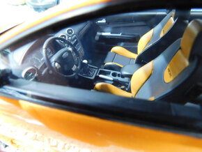 model auta Ford Focus ST Mk2 / Focus RS mk3 Otto mobile 1:18 - 5