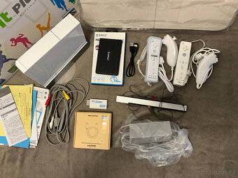 Nintendo Wii - 2 ovladače - 300GB HDD - Balance board - JPN - 5
