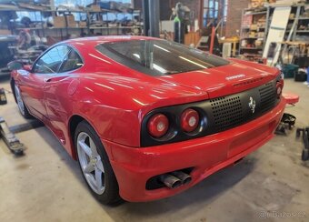 Ferrari 360 Modena 2000 - 5