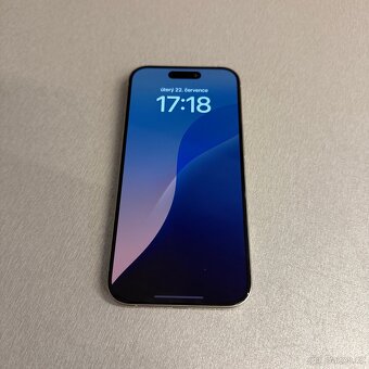 iPhone 15 Pro 256GB natural titan, pěkný stav, rok záruka - 5