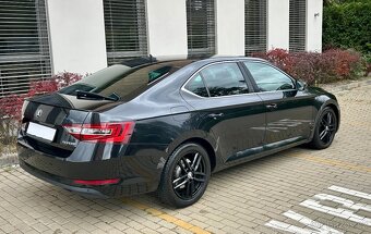 Škoda Superb 1.6 TDI 88 kw , STYLE , SERVISOVÁN , GREENLINE - 5