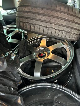 Japan racing jr3 5x114.3 a 5x120 - 5