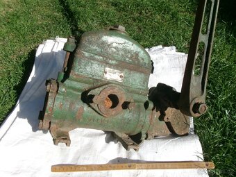 prodám stará ruční vodní čerpadla - Sigma-Mostar, Rejsek a d - 5