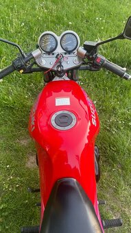 Suzuki GS500E - 5