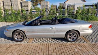 Chrysler Stratus 2,5L V6 cabrio - 5