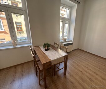 Pronájem bytu České Budějovice 1+1 40 m² centrum - 5