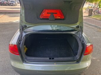 Audi A4 1.6 75kw - 5