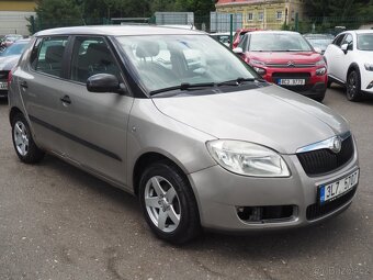 2010 Škoda Fabia / Fanynka / 1.2 HTP - 5