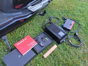 Elektroskútr NIU NQi GTS sport - 5