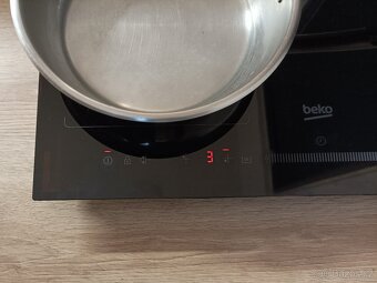 Indukční varná deska BEKO HII64500FHT - 5