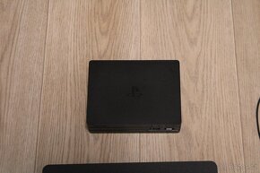 PS4 VR, PS4 Kamera V2 a stojan - 5