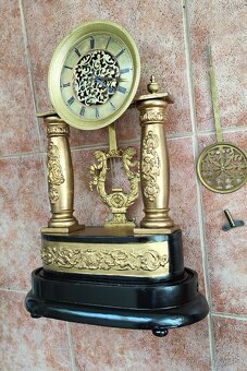 TOP krbové dvousloupkové hodiny Biedermeier - 5