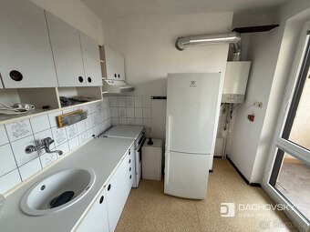 Pronájem bytu 1+1 44 m² - 5