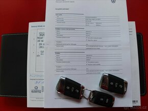 Volkswagen Passat 2,0 TDi 140kW DSG R-Line ČR 1.maj CR BMT 7 - 5