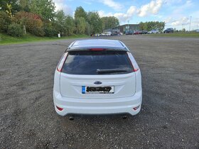 Ford Focus ST225 - 5