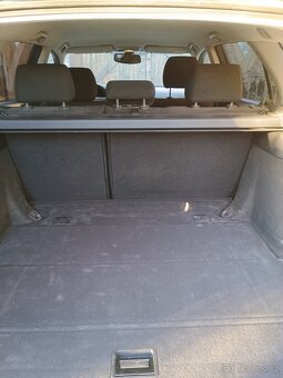 REZERVACE Avensis Combi r.v. 2003 - 5