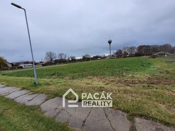 Prodej pozemku v Kyselovicích o výměře 4.329 m2, ev.č. 00592 - 5