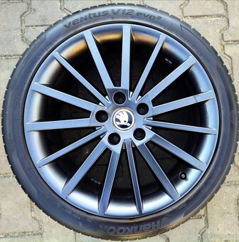 Disky originální Škoda Octavia II, III, RS 5x112 R18 Turini - 5