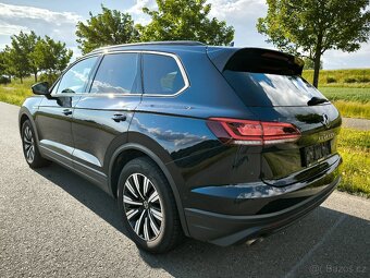 VW Touareg 3,0TDi 4x4 VZDUCH, KŮŽE, Tažné , r.v.12/2020 DPH - 5