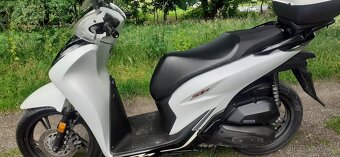 ✅ Honda SH 125 (2022) - 5