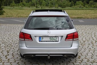 E350 CDI,W212 Face,185kw,FullLED,Webasto,Pano,H/K,TAŽNÉ,AIR - 5